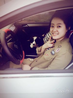小奥莉和新主人回家喽